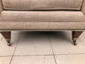 фотьойл от "Henredon" Wingback Nailhead Club Lounge -Бежов ленен фотьойл с крила, снимка 8