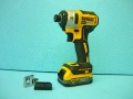DeWALT DCF 887 - акумулаторен импакт плюс батерия, снимка 1