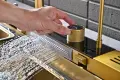 100см Модерна златиста мултифункционална кухненска мивка с двоен водопад, снимка 10