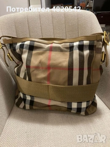 Чанта на марката BURBERRY, снимка 2 - Чанти - 54582411