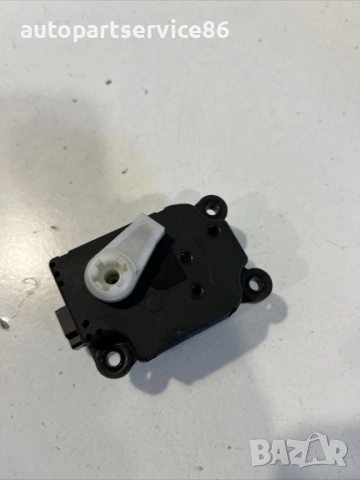 Мотор за клапа на парното за Land Rover Range Rover Sport (2007) MF113930-0680B, снимка 2 - Части - 54314770