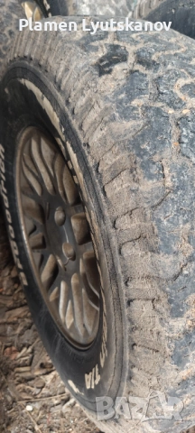 4 бр джанти с гуми 285/85 17 grand cherokee wl 5x127 заменям за 16-ки, снимка 4 - Гуми и джанти - 54008506