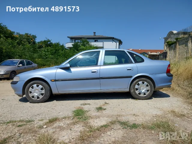 Опел Вектра Б, 1.8 16V, бензин/газ, седан, в движение, снимка 2 - Автомобили и джипове - 55348647