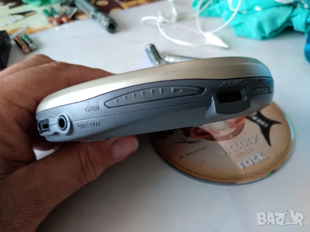 SONY Walkman CD/FM/AM D-FJ401, снимка 10 - Радиокасетофони, транзистори - 55621883