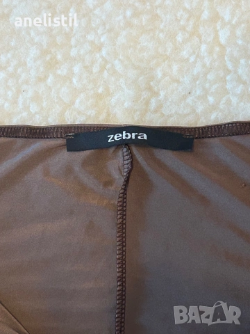 Дамски топ Zebra – кафяв, с ефектно деколте, снимка 3 - Туники - 55073386