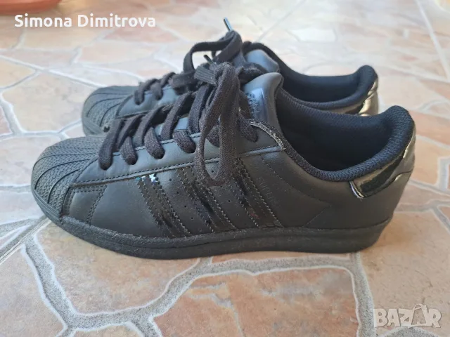 Маратонки Adidas 