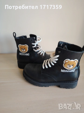 Оригинални дамски боти "Moschino", снимка 4 - Дамски боти - 55255746