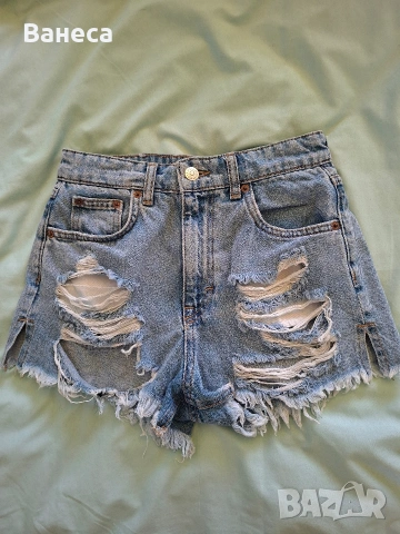 Pull&Bear къси панталонки 34 размер 