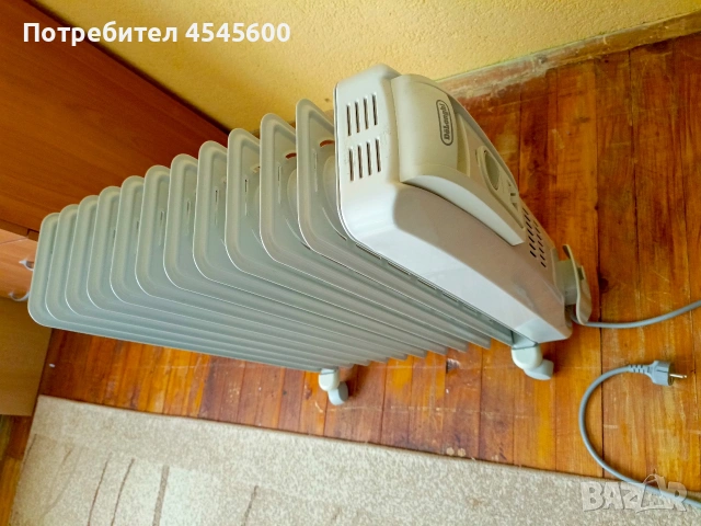 маслен радиатор DeLonghi , снимка 2 - Радиатори - 55099447