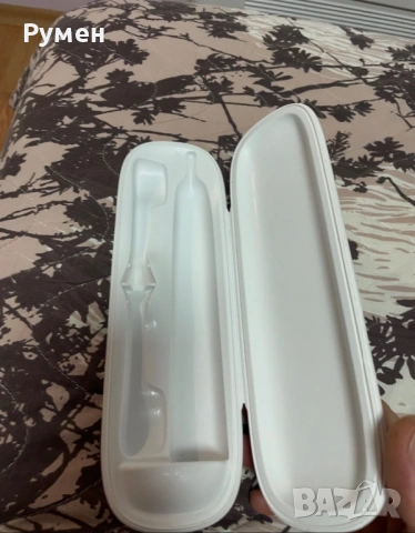 Philips Sonicare Travel Charging