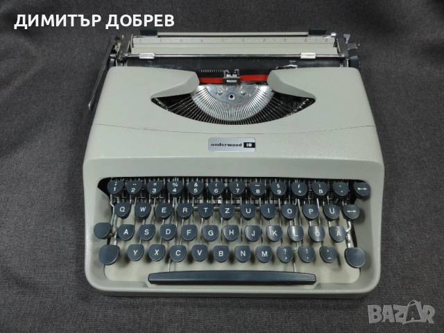 СТАРА РЕТРО ПОРТАТИВНА ПИШЕЩА МАШИНА UNDERWOOD 18 ITALY