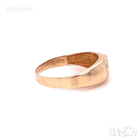 Златен дамски пръстен с 3бр. мойзанит 1,90гр. размер:59 14кр. проба:585 модел:38931-3, снимка 2 - Пръстени - 54820095