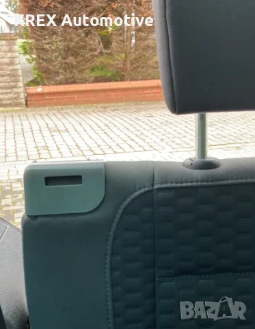 Капаче заключване 3-ти ред седалки VW Touran — ляво + дясно, комплект