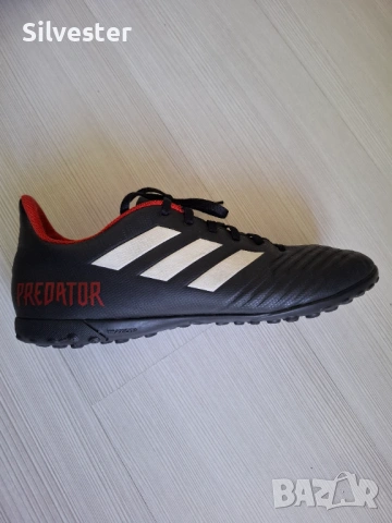 Черни футболни обувки / стоножки Адидас/ Adidas PREDATOR Traxion, номер 45.5, снимка 4 - Футбол - 54568512