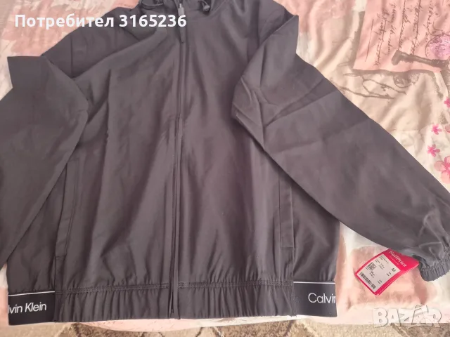 Нова ветровка Calvin Klein, снимка 2 - Спортни дрехи, екипи - 55446494