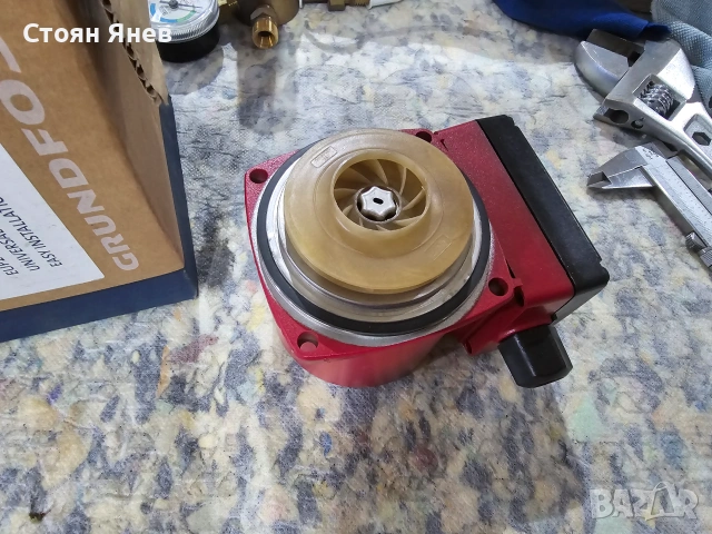 Глава - мотор за циркулационна помпа Grundfos UPS2 PH-50/60, снимка 2 - Други машини и части - 55276287