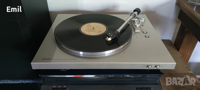 DENON DP-300F Turntable