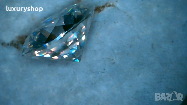 Диамант, Moissanite Brilliance, със сертификат, гравиран номер на камъка - 25 евро - 1 карат, снимка 3 - Пръстени - 55082787
