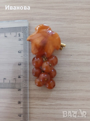Красива руска брошка от балтийски кехлибар, снимка 3 - Колиета, медальони, синджири - 54078560