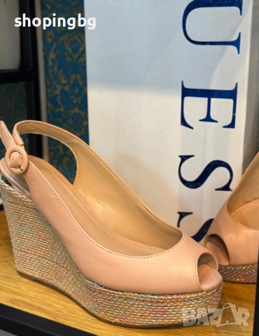 Дамски сандали GUESS на платформа , снимка 3 - Сандали - 54780375