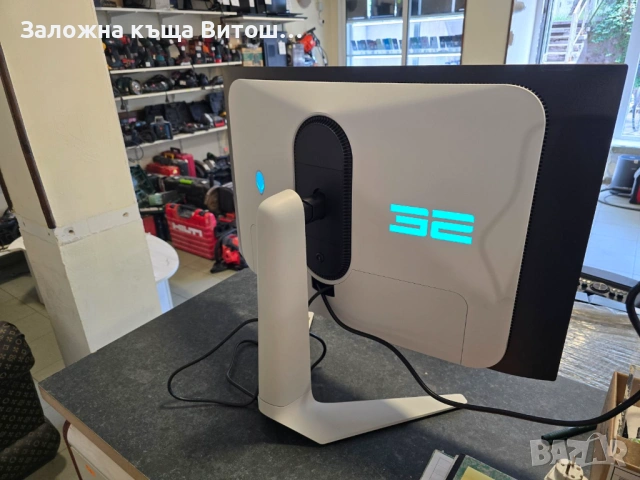 Монитор Dell Alienware AW3225QF, снимка 5 - Монитори - 54762301