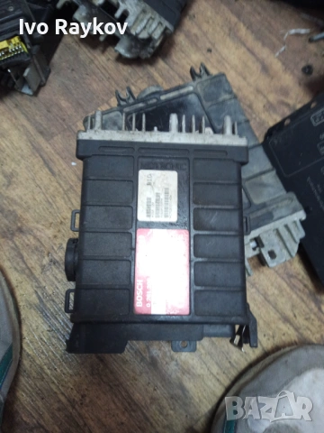 Компютър , ECU , VW Passat 2.0i 1992г. 0261200273 , 443907311C 