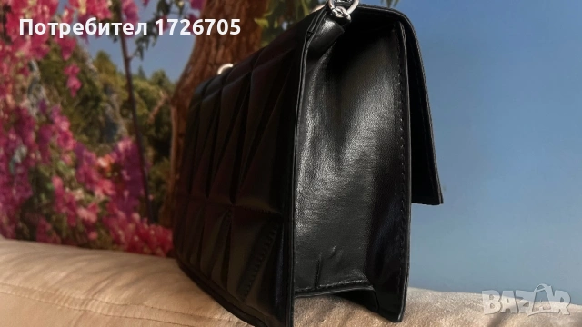 Нова дамска черна чанта , снимка 3 - Чанти - 54357796