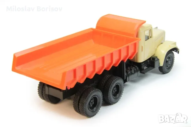 Краз 256В в мащаб 1:43, снимка 2 - Колекции - 55607313
