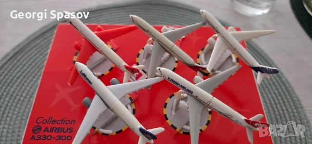 Колекция Аirbus A330-300, снимка 3 - Влакчета, самолети, хеликоптери - 54843661
