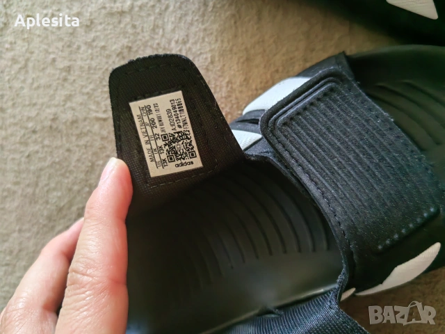Детски сандали ADIDAS, снимка 4 - Детски сандали и чехли - 55187023