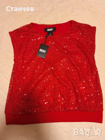 ЧИСТО НОВ дамски топ (блуза без ръкави)  DKNY с пайети, червен, размер S (с етикет)