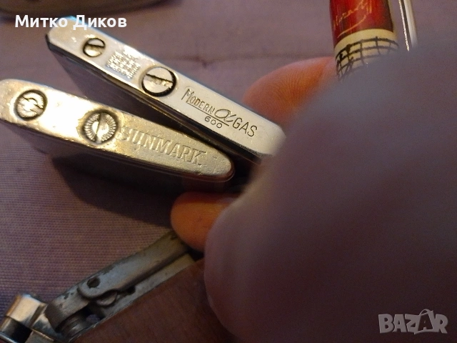 Маркови запалки винтидж на газ и бензин 15 броя Austria,Origin,Rowenta,Hadson,Marlboro,Penguin и др., снимка 11 - Запалки - 54773866
