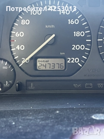 VW Vento 1.9, снимка 4 - Автомобили и джипове - 55103669