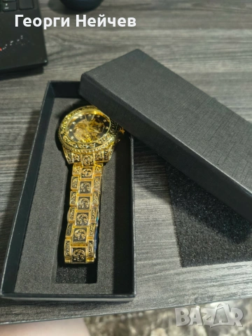 Продавам чисто нов механичен часовник, гравиран с метална каишка ., снимка 4 - Мъжки - 54790041