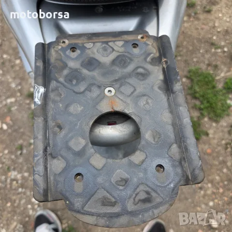 Piaggio Liberty Основа и скара за куфар , снимка 3 - Части - 55352986