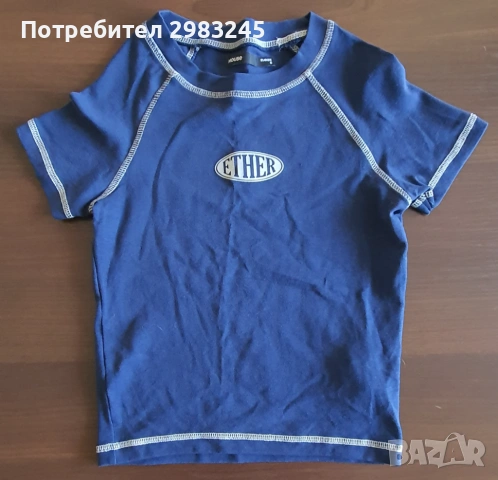 Дамска (момичешка) тениска с кученце на гърба