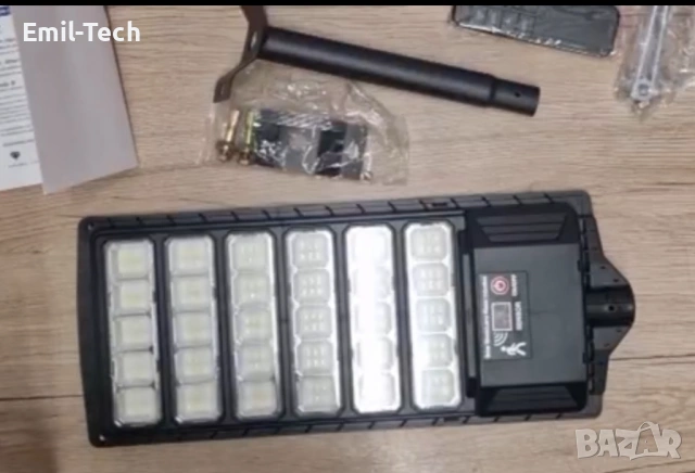 Нова Соларна LED лампа JAYNLT 180 LED IP66 със сензор и дистанционно, снимка 9 - Външни лампи - 54680787