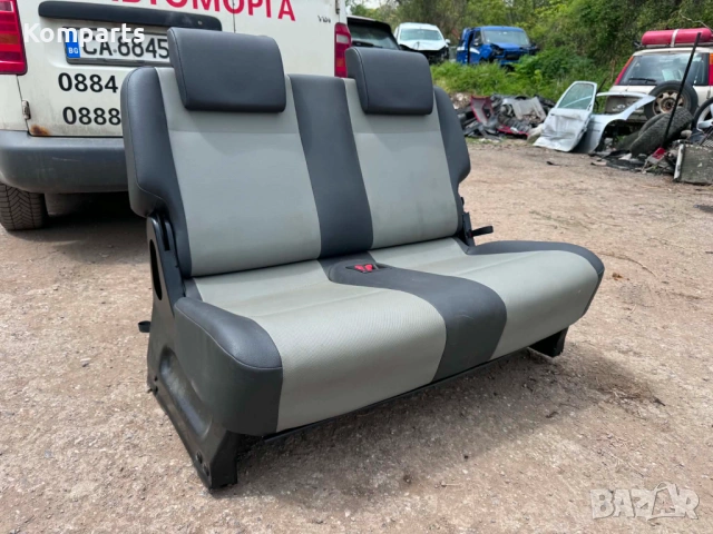 Трети ред оригинални кожени задни седалки за VW Caddy /Фолксваген Кади  , снимка 3 - Аксесоари и консумативи - 54449699