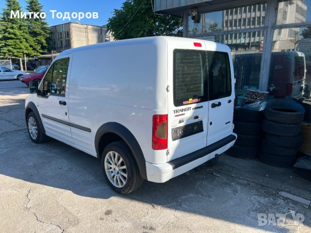 Форд Конект 1.8.90кс.Клима, снимка 12 - Автомобили и джипове - 53060620