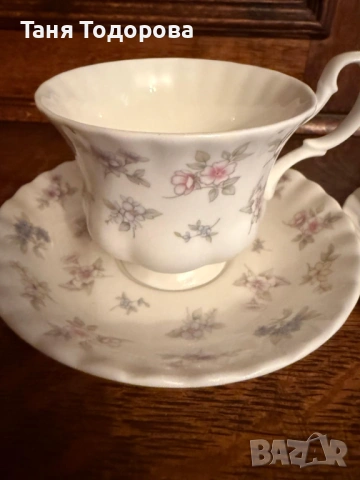Royal Albert Cherish- сет за кафе и за чай, снимка 3 - Прибори за хранене, готвене и сервиране - 54061552