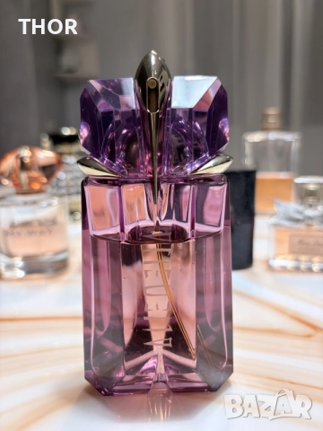 alien chanel dior tom ford mugler armani