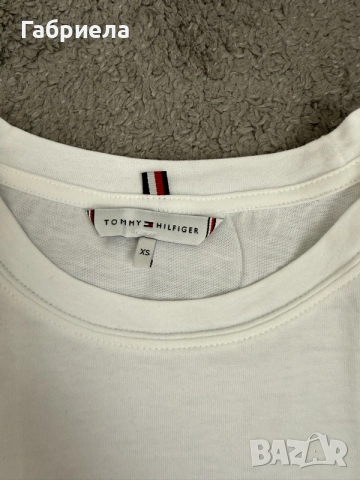 Tommy Hilfiger дамска тениска, снимка 2 - Тениски - 55156852