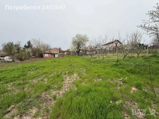 Продавам имот със сграда,гараж и парцел в с.Червена вода област Русе, снимка 17 - Къщи - 53133077