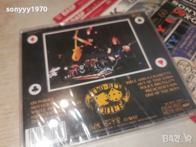 TWO BIT THIEF CD 0107261757H2E7R, снимка 2 - CD дискове - 55123182