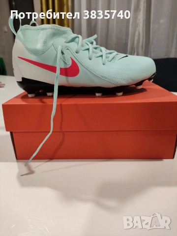НОВИ!!! Nike Phantom Luna II Academy FG Junior, снимка 2 - Футбол - 54585464