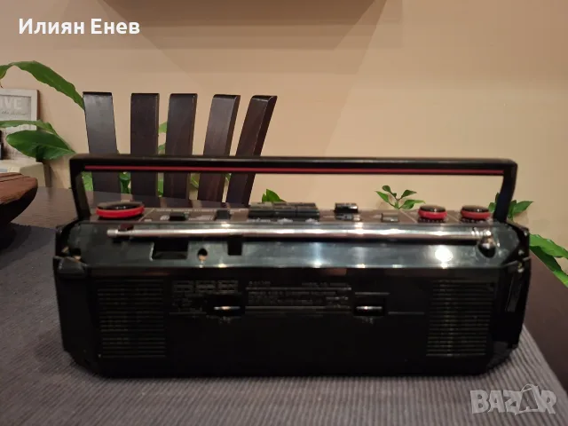 Радиокасетофонче Sanyo, снимка 5 - Радиокасетофони, транзистори - 55631182