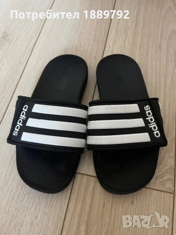 Детски, меки чехли Адидас/ Adidas, снимка 5 - Детски сандали и чехли - 54608434