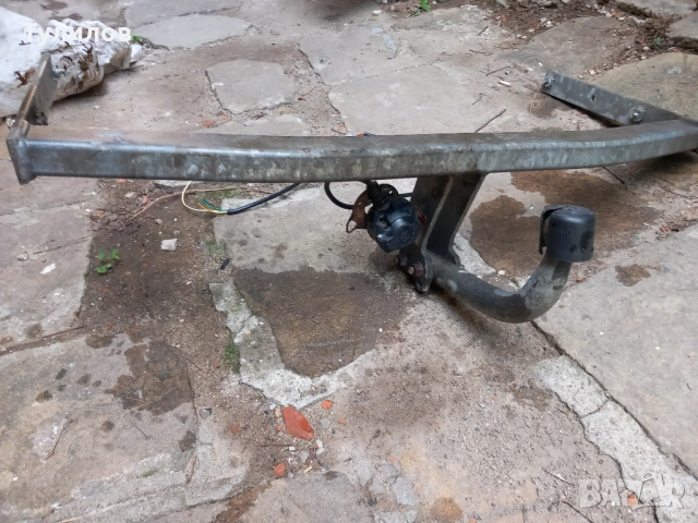 запазаен теглич свален от Шкода Октавия, снимка 2 - Части - 54693250