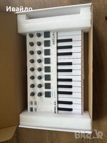 Arturia Minilab MKII, снимка 2 - Друга електроника - 54397395
