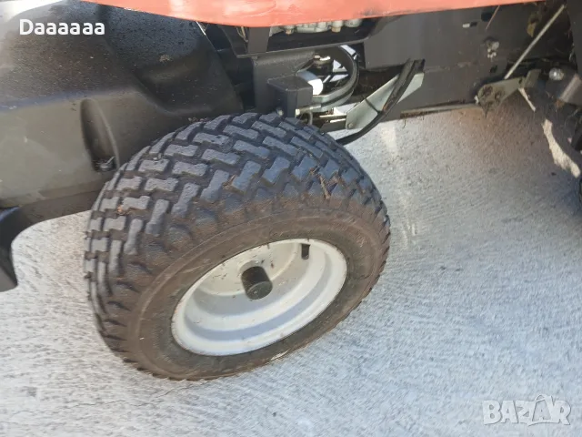 Тракторна косачка Husqvarna Rider 16, снимка 9 - Градинска техника - 55355110